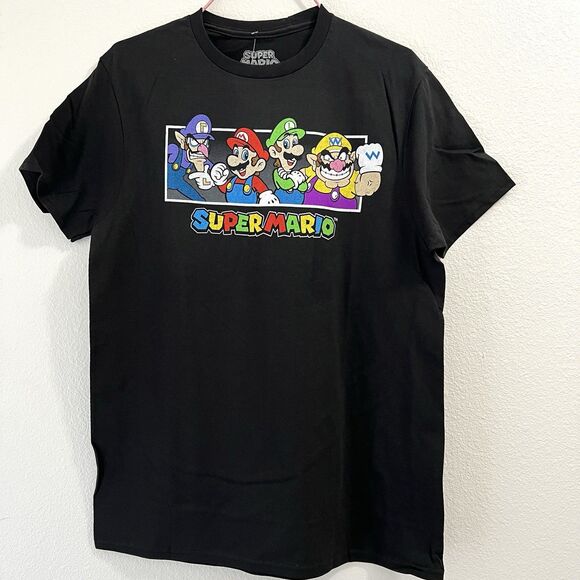 NWT “Super Mario” MEDTshirt Luigi Wario Waluigi Nintendo Arcade Retro Video Game - Picture 2 of 3